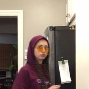 Meet your Posher, Alyssa